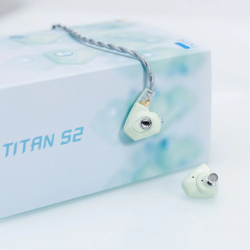 DUNU Titan S2 Dual-Chamber & Magnetic Circuit Dynamic Driver In-Ear Earphones - Image 14