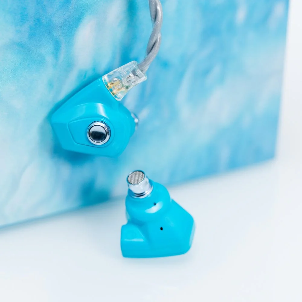 DUNU Titan S2 Dual-Chamber & Magnetic Circuit Dynamic Driver In-Ear Earphones - Image 20