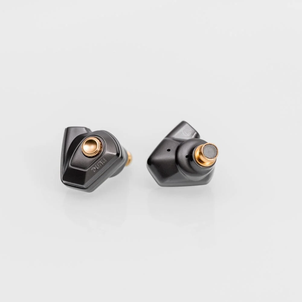 DUNU Titan S2 Dual-Chamber & Magnetic Circuit Dynamic Driver In-Ear Earphones - Image 22