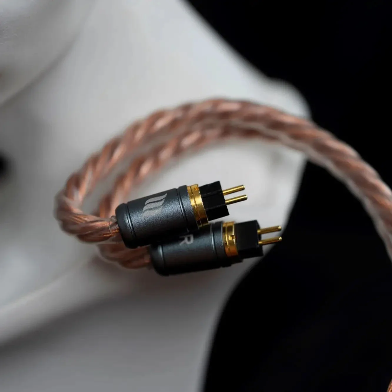 Effect Audio Signature Series ARES S 8 Wires Earphone Cable With ConX Interchangeable Connector - Image 5