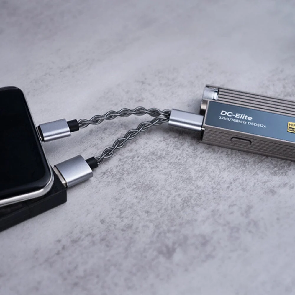 iBasso CB19 High-Purity Silver-Plated Cooper Y Adapter Cable - Image 3