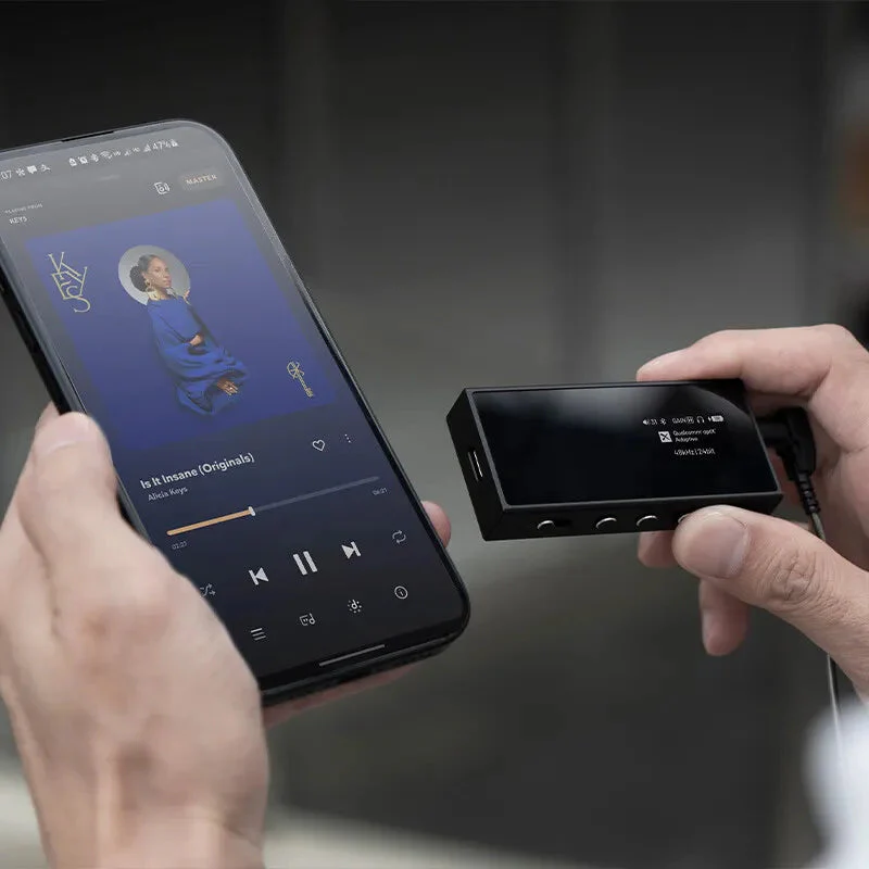 Questyle M18i Mobile Portable Bluetooth Lossless Decoding Headphone Amplifier With DAC - Image 3
