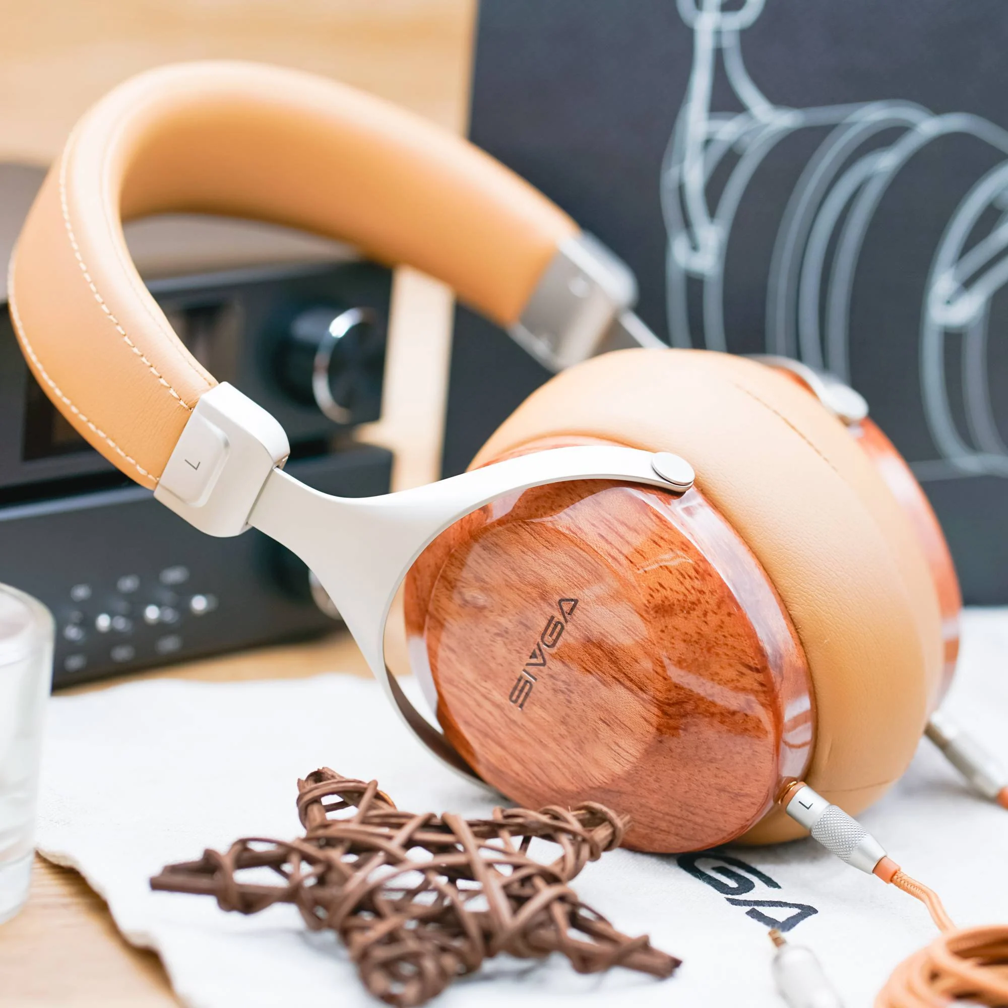 SIVGA SV021 Over-ear Close back Solid Wood Headphone - Image 6