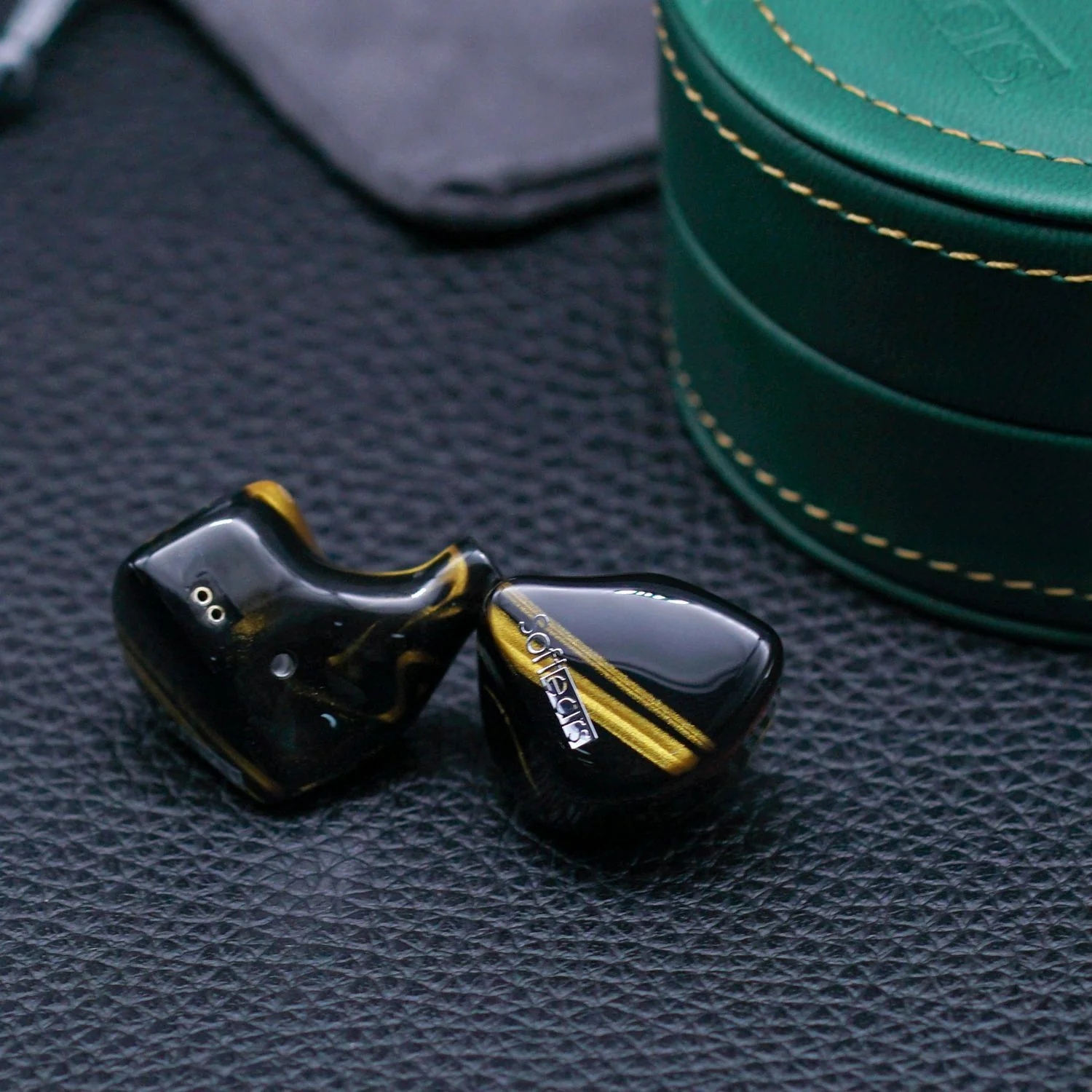 Softears CERBERUS 1DD+4BA+2EST Hybrid Drivers HiFi In-Ear Earphone - Image 10