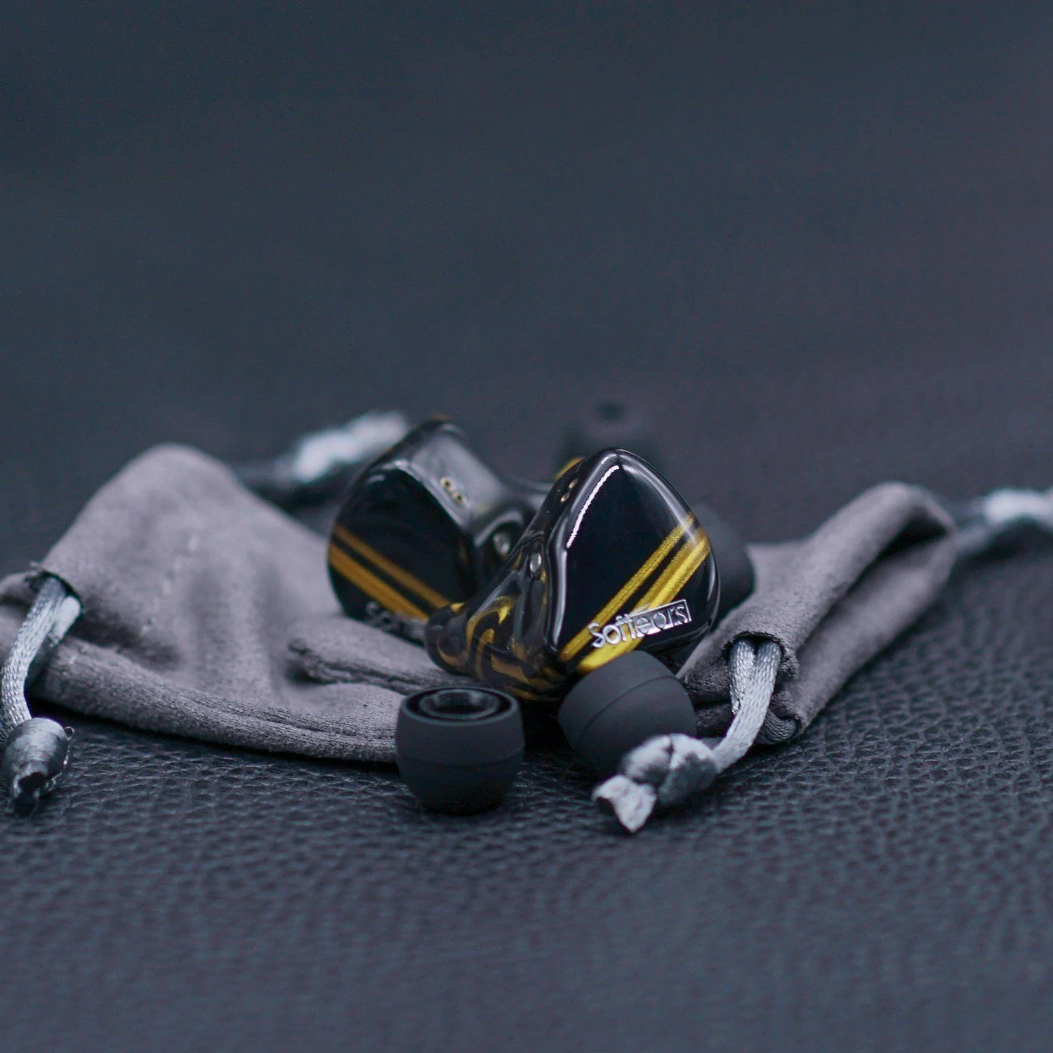 Softears CERBERUS 1DD+4BA+2EST Hybrid Drivers HiFi In-Ear Earphone - Image 3
